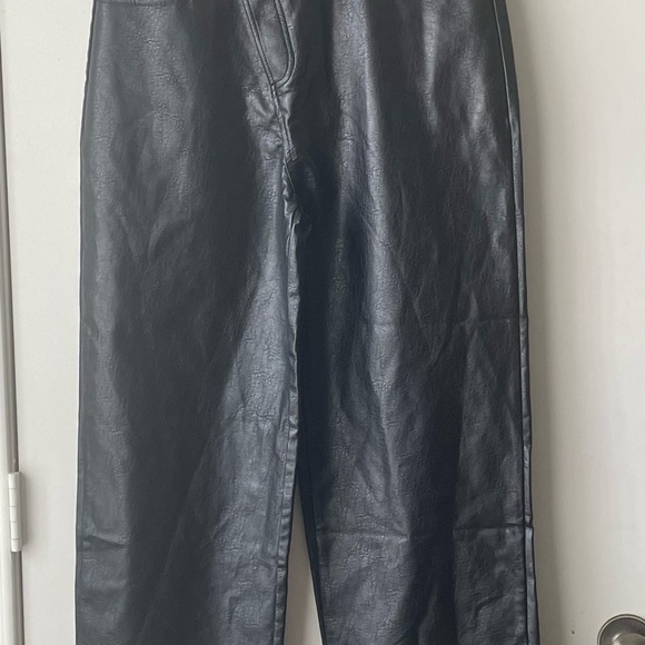 Fashion Nova - Picture 12 of 12